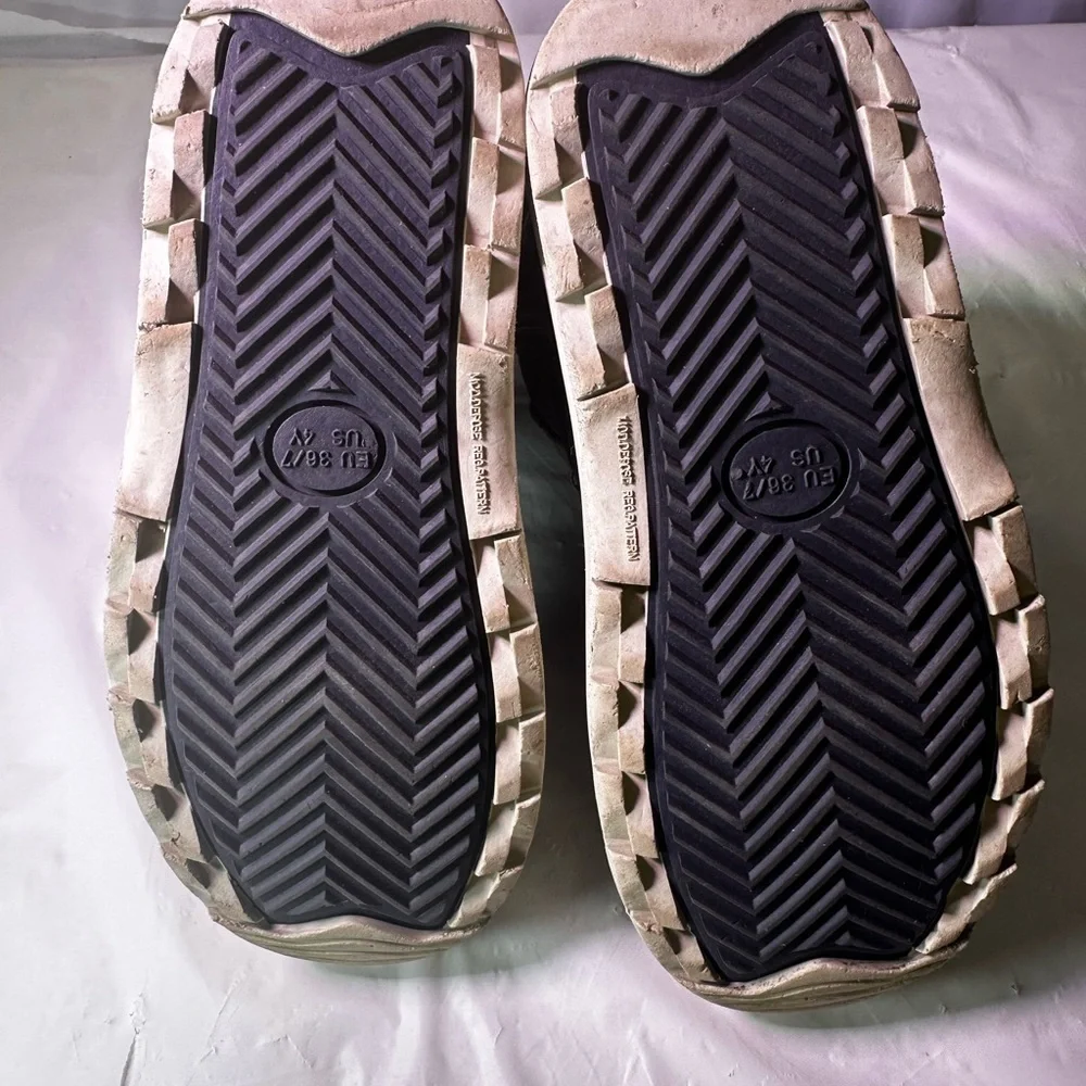 Pajar Black and Cream Winter Boots
